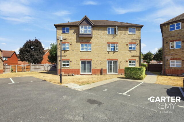 Laburnum Grove, South Ockendon, RM15 6RA